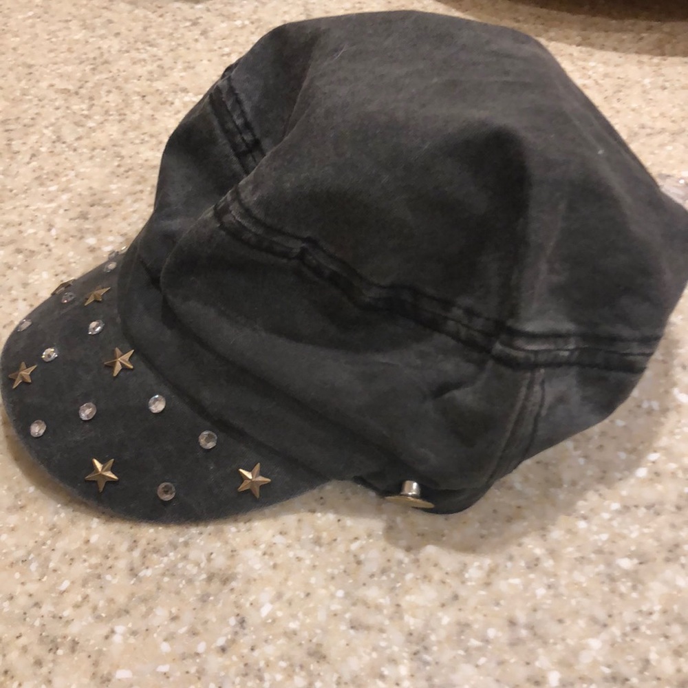 One Size hat with rhinestones & stars by Mudd NWT - Picture 2 of 4